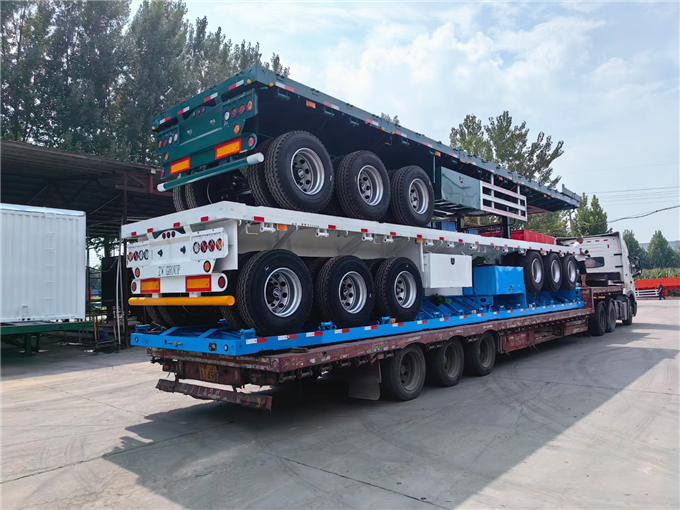 Flat semi-trailer
